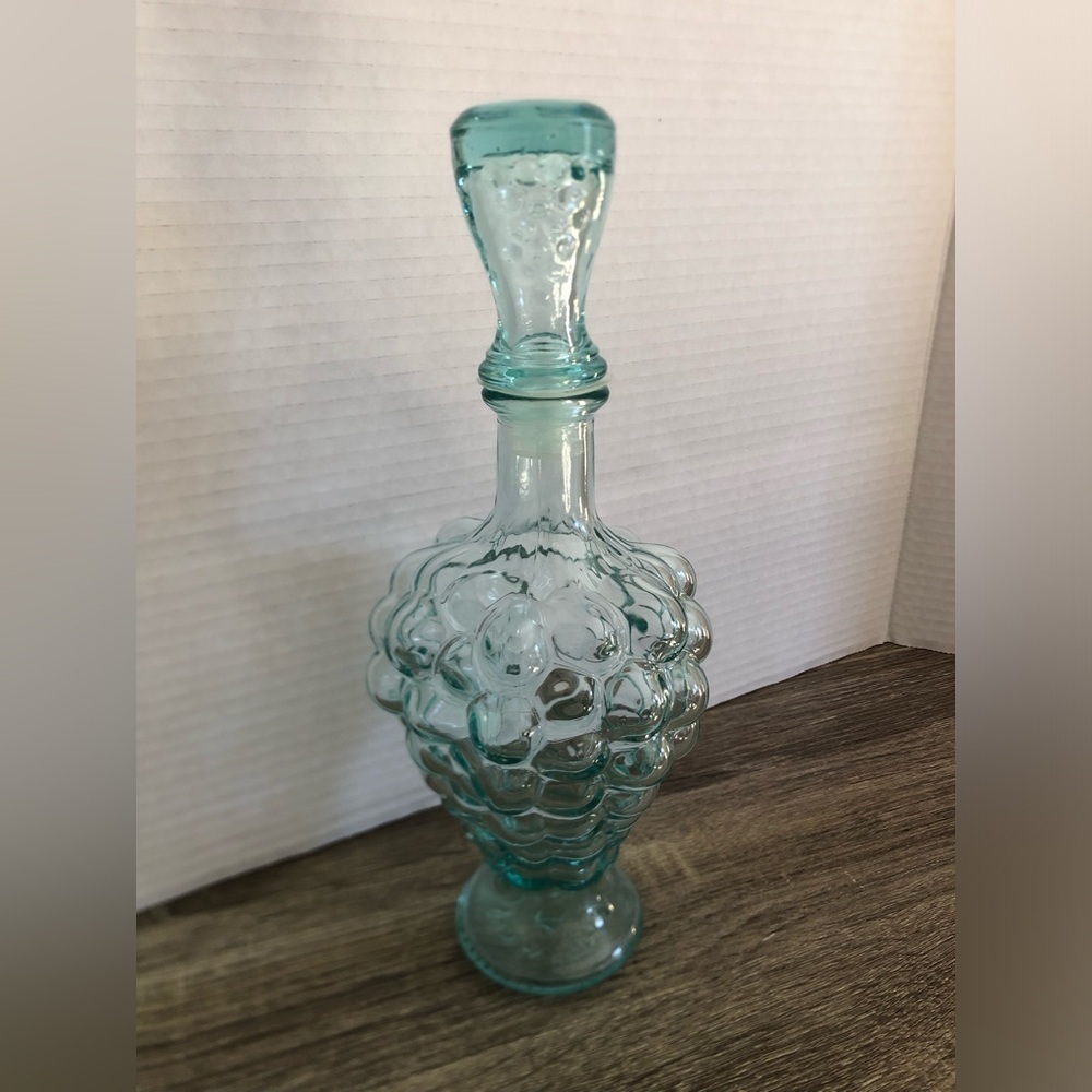 Vtg Etrusca Italy Grape Shaped Decanter with Stopper